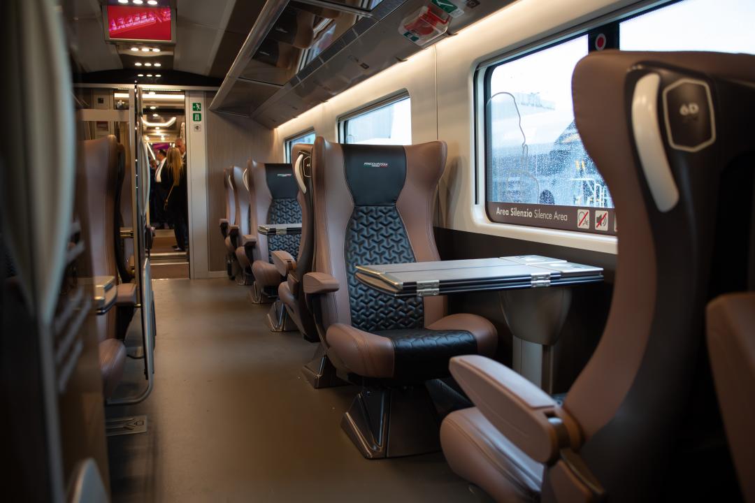 Inside ETR1000 2