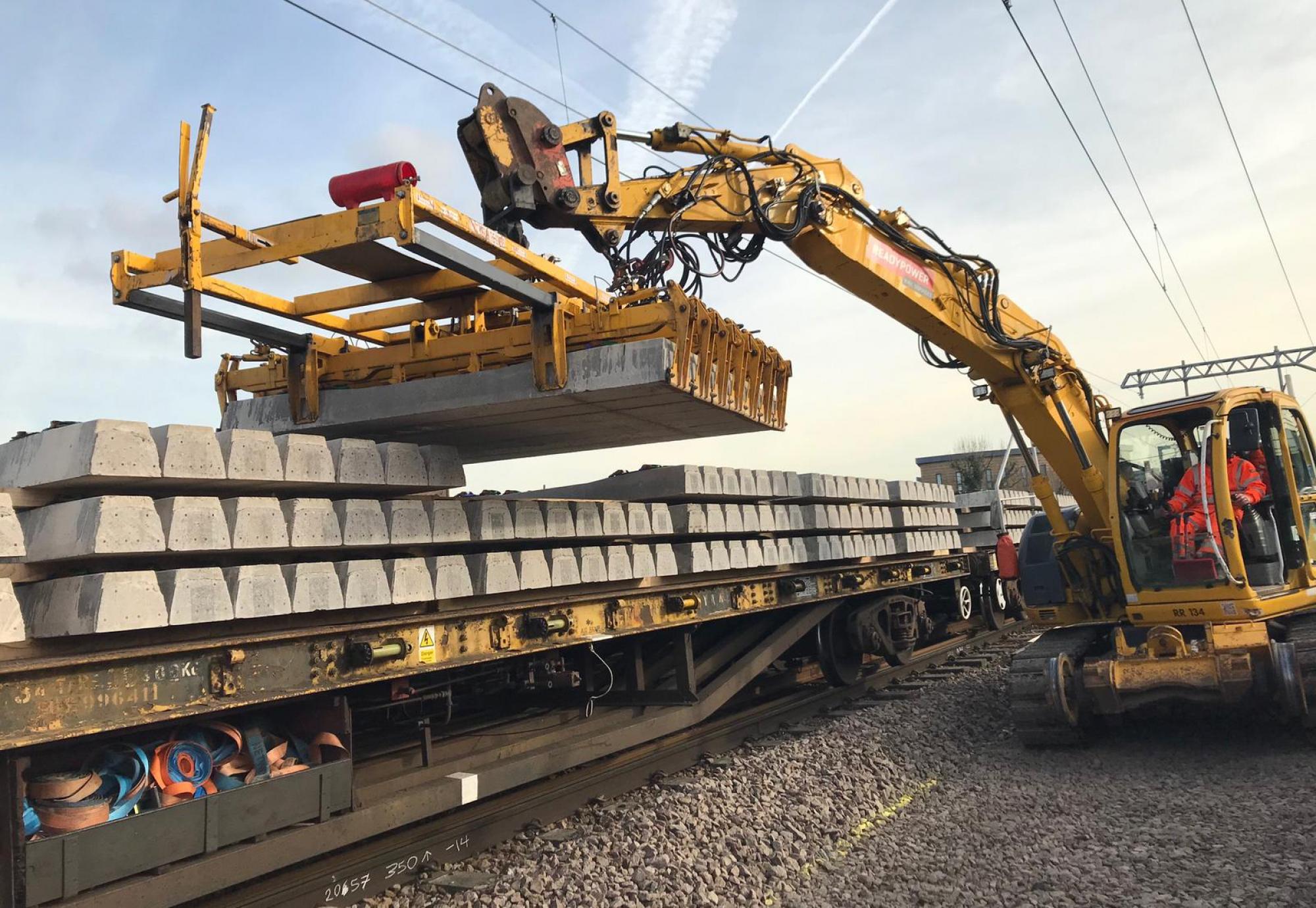 Bishop s Stortford track renewals to improve reliability Rail News