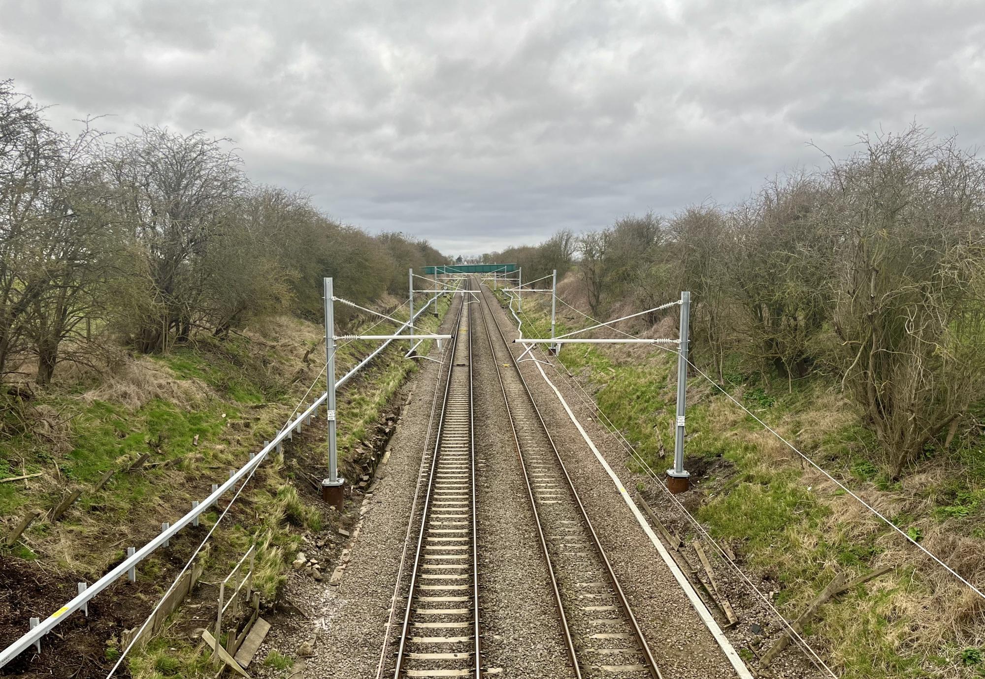 New section of Midland Main Line electrified | Rail News