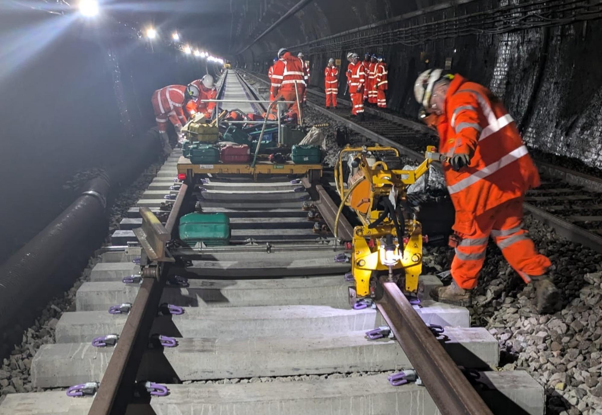 Engineers perform track renewal in Severn Tunnel