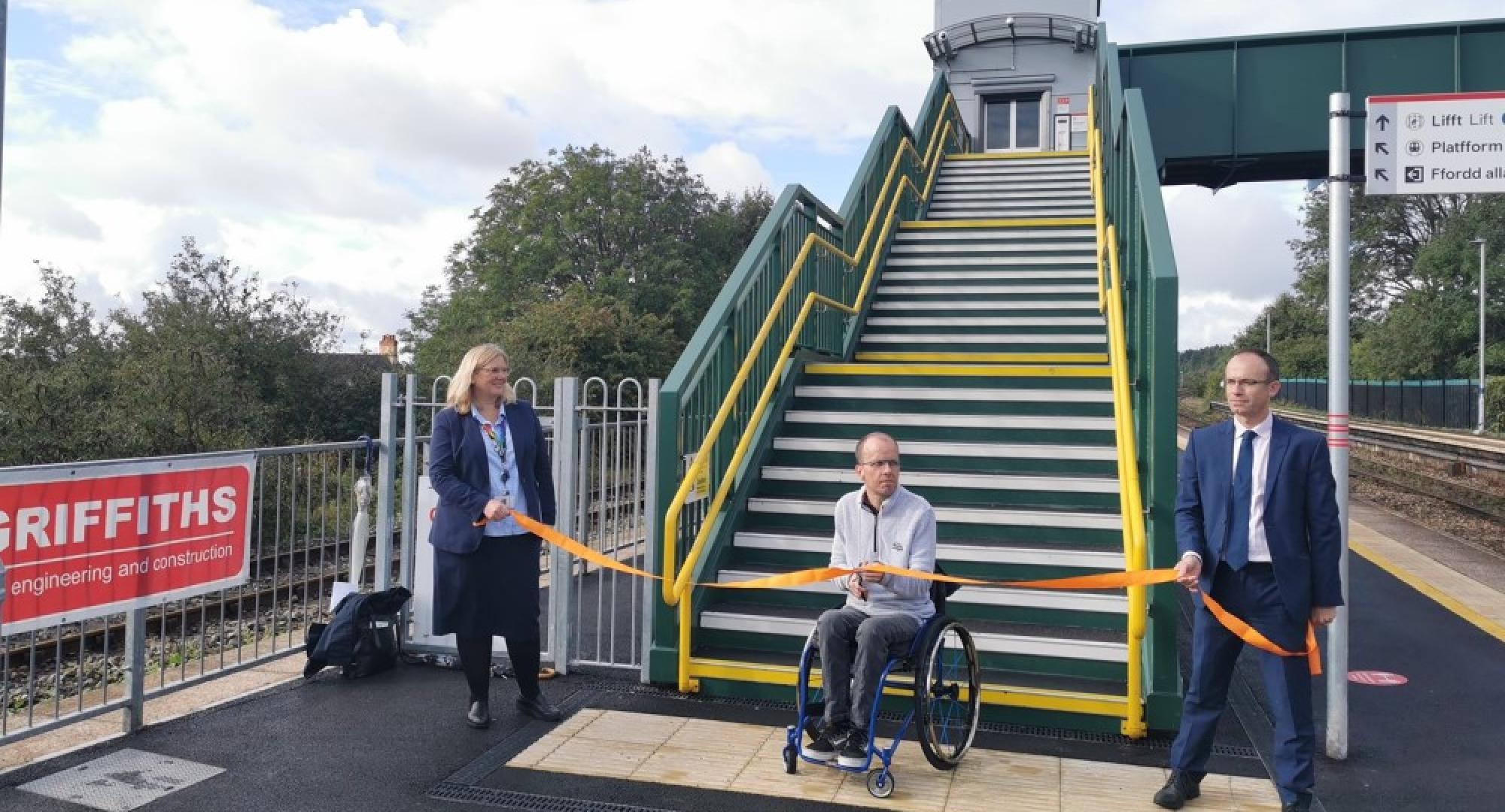 Cadoxton station