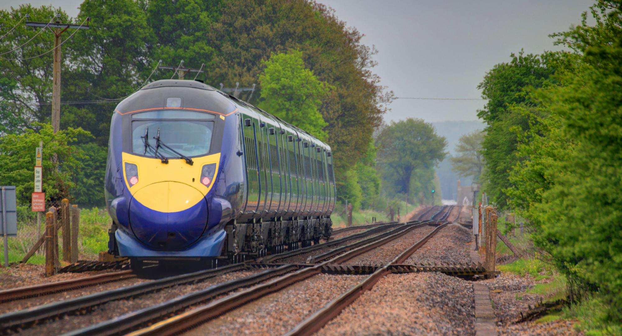 Network Rail releases world-first targets to tackle global warming  