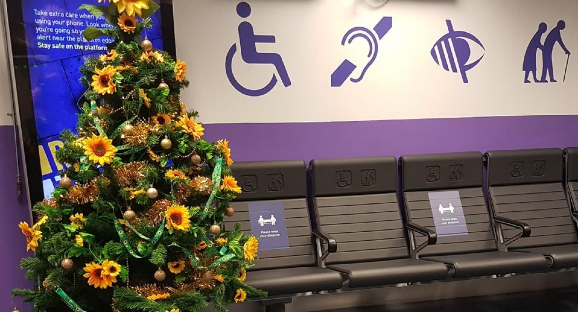 Euston station's 'sunflower' Christmas tree