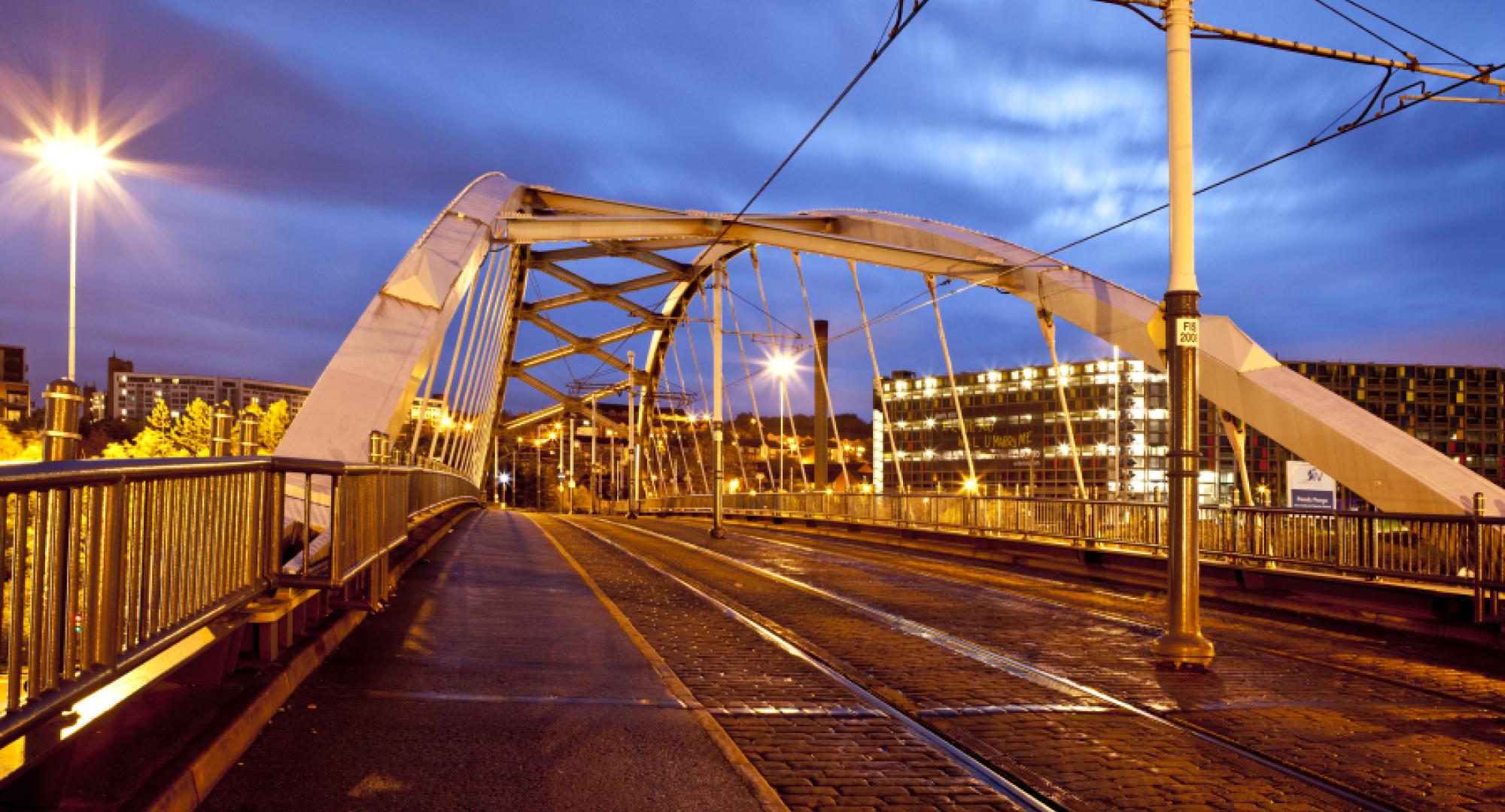 Rail bridge 