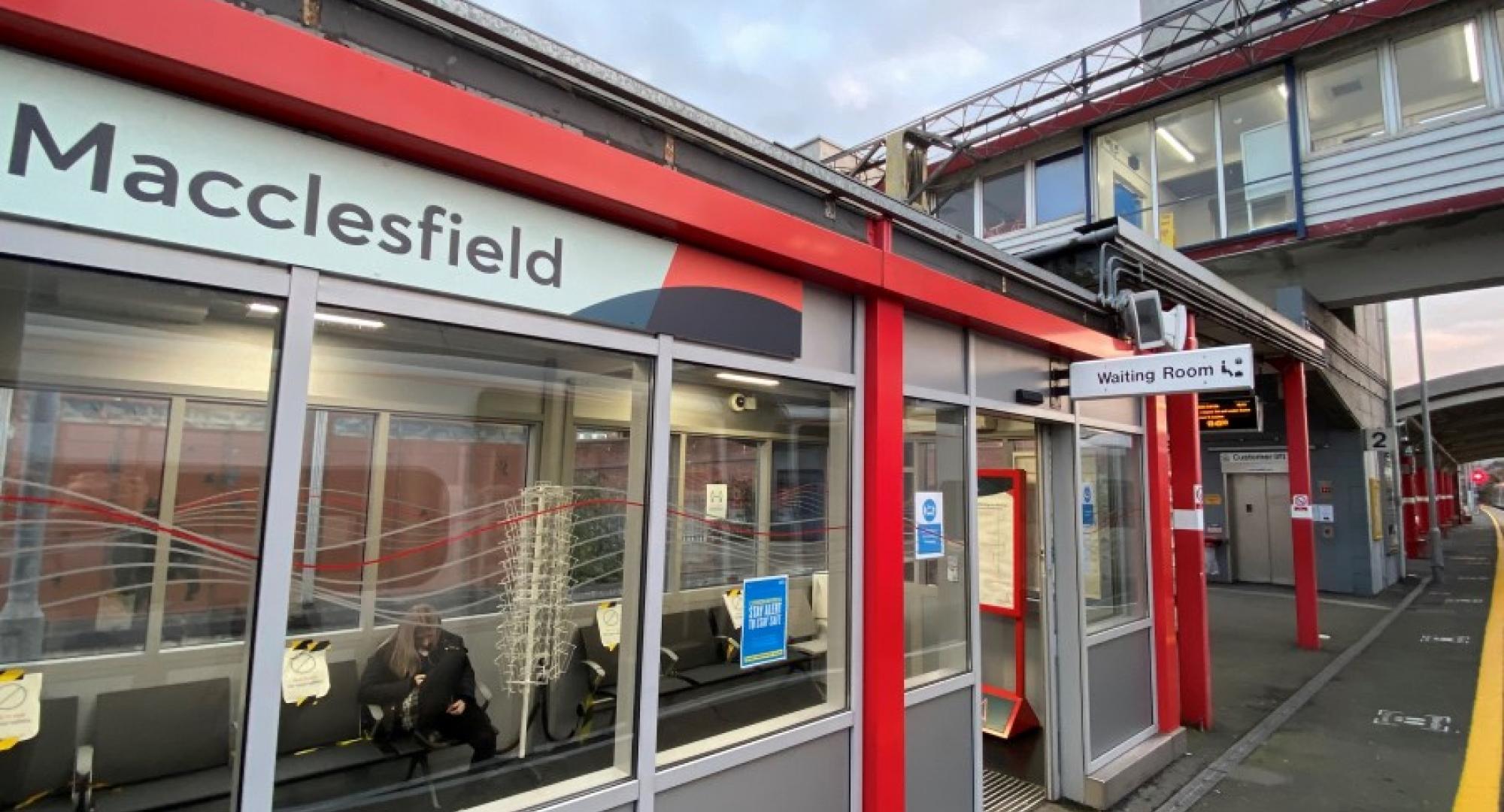 Macclesfield station