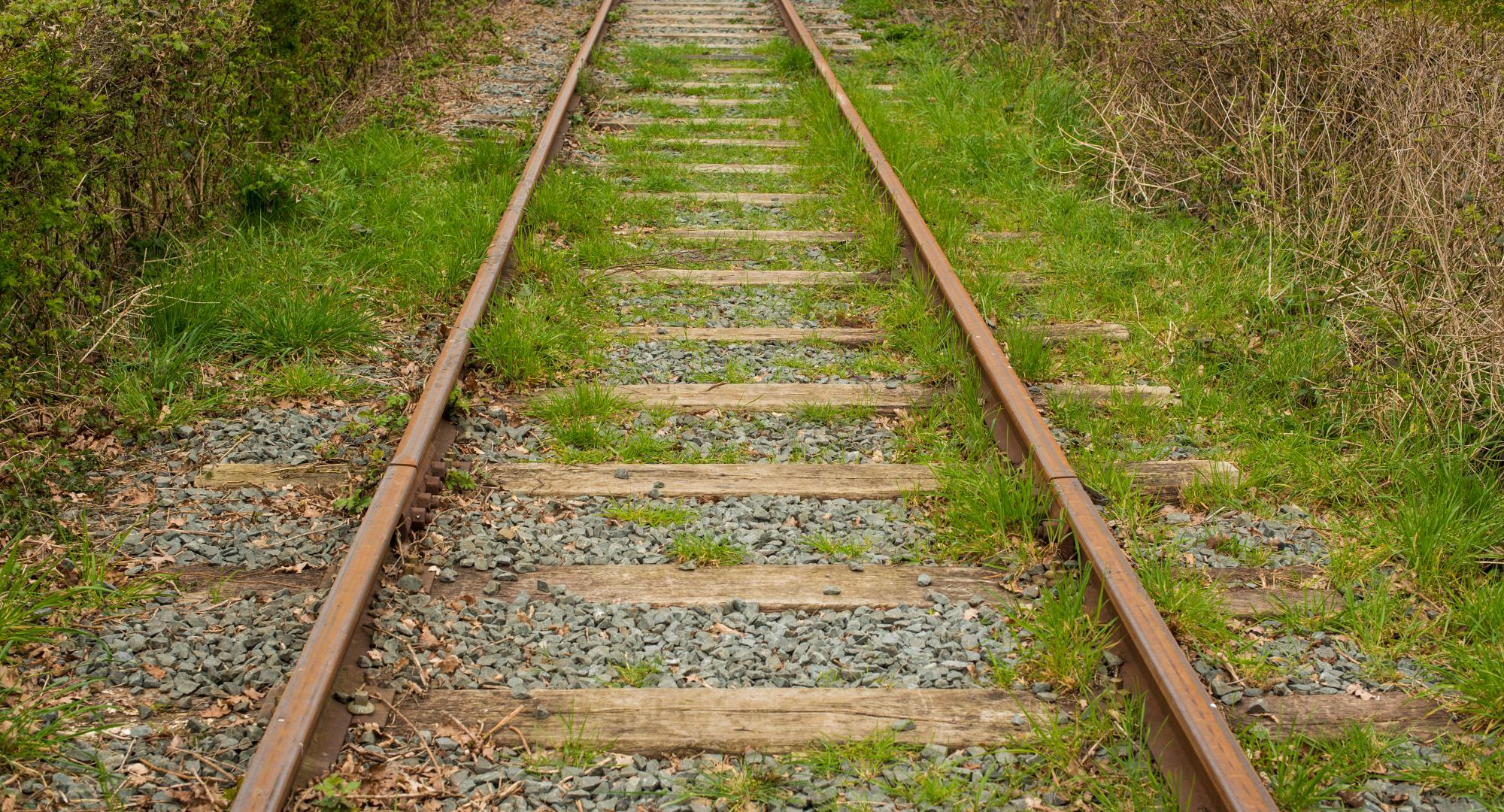 Abandoned rail 