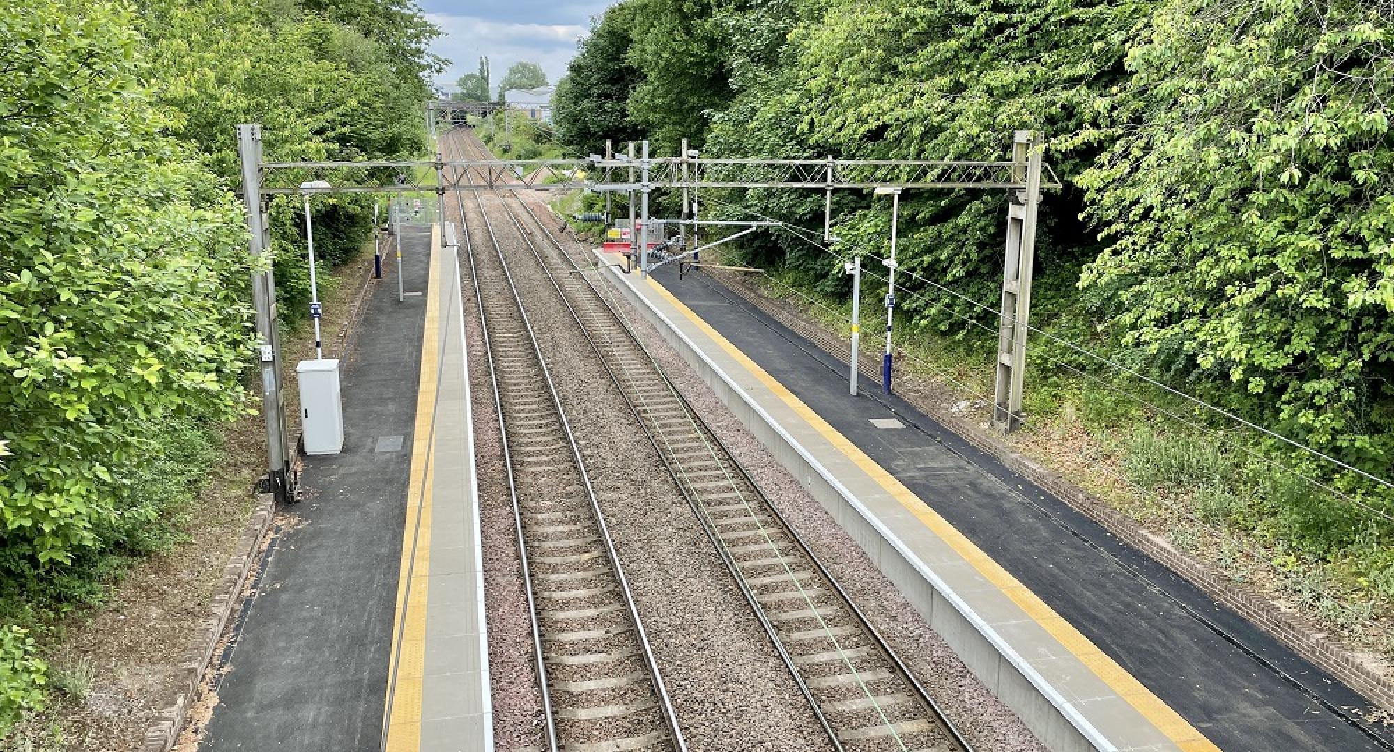 Garrowhill station platforms