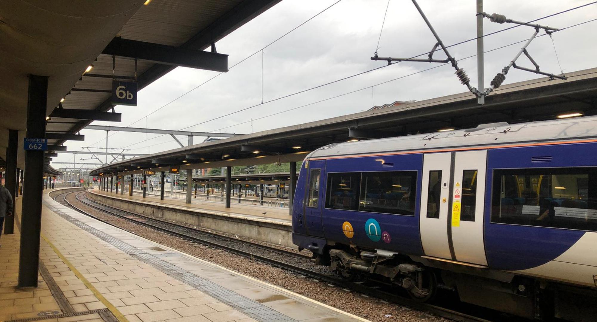 Leeds station train