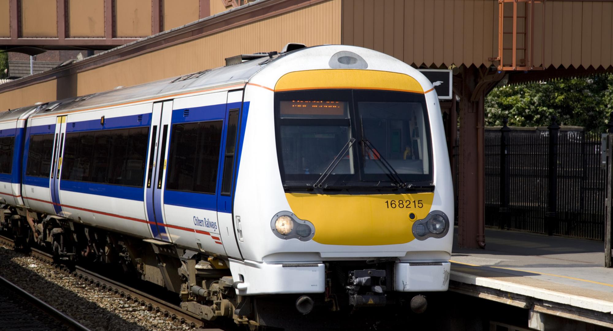 Chiltern Railways train at station