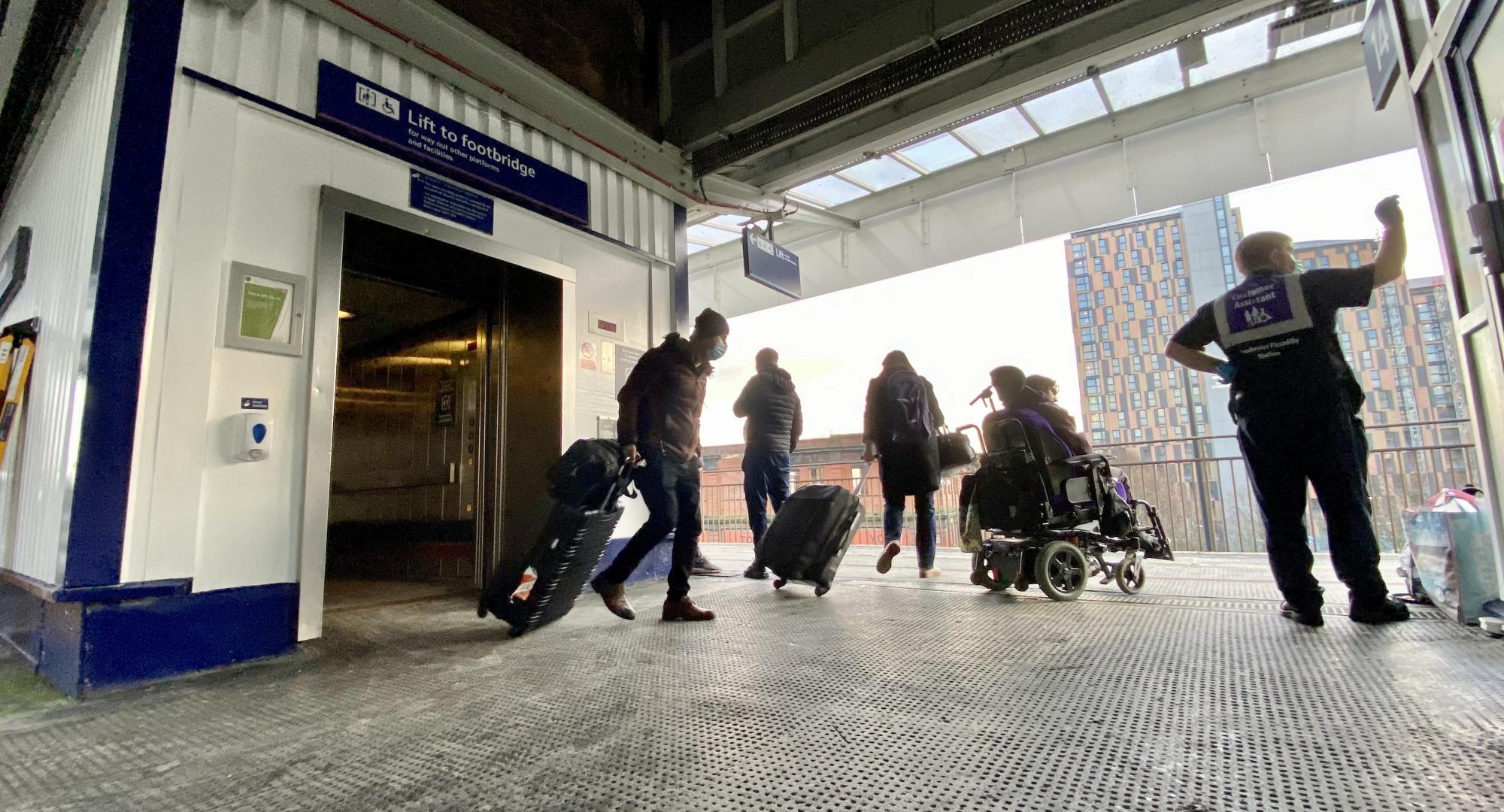 Passengers at Manchester Piccadilly train station