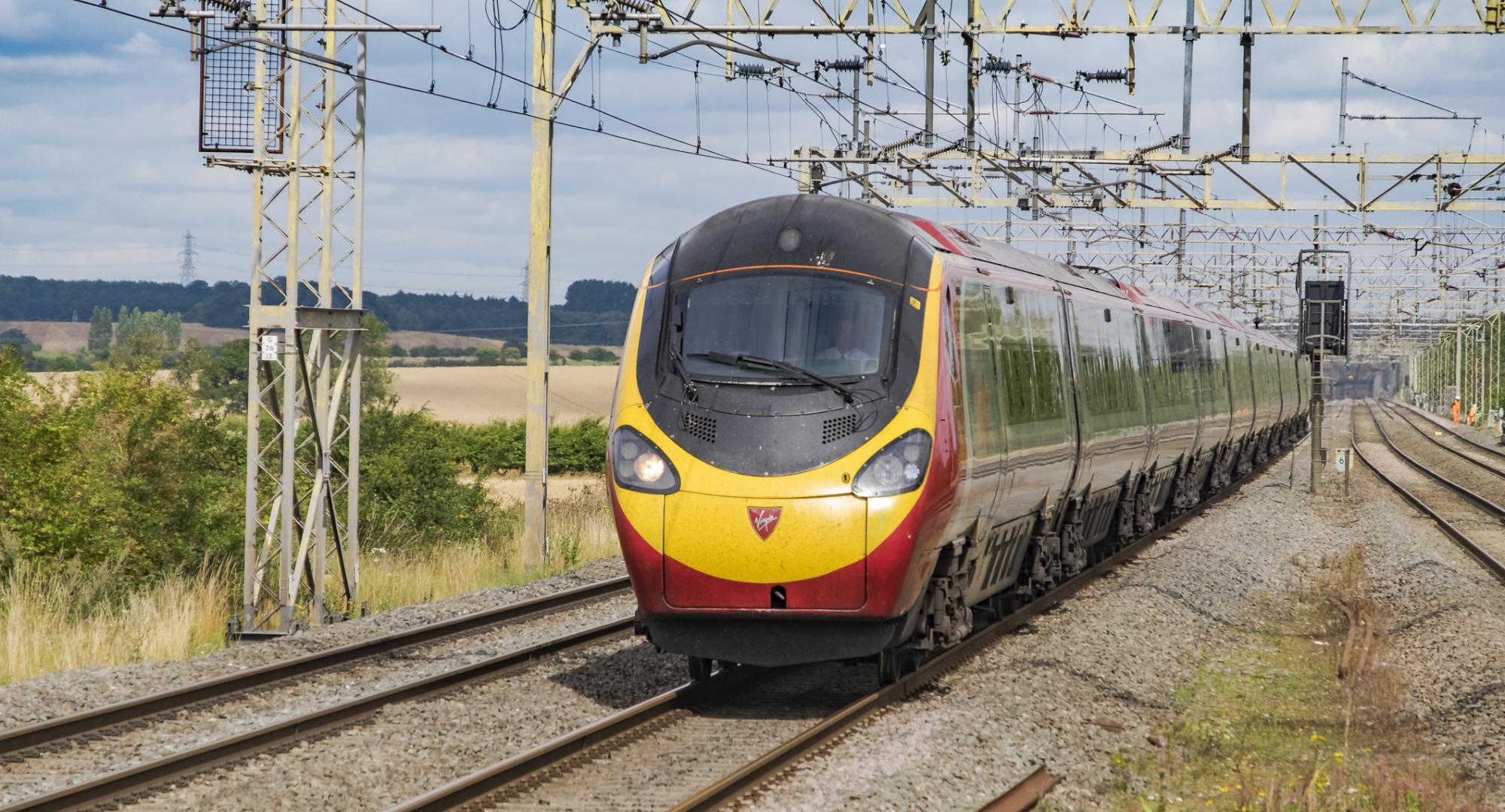 Early results show Rail travel emits 10 time less carbon than car travel