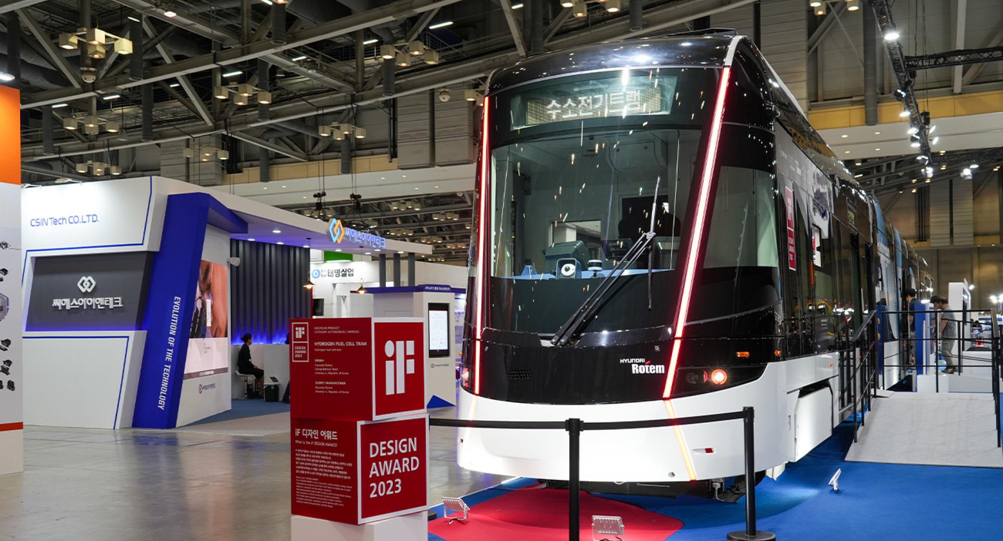 New hydrogen fuel cell tram unveiled by Hyundai