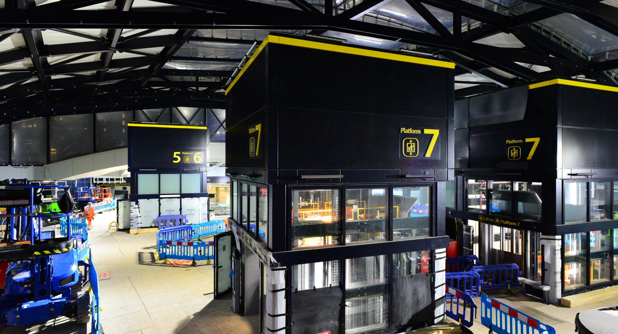 New concourse at Gatwick Airport station