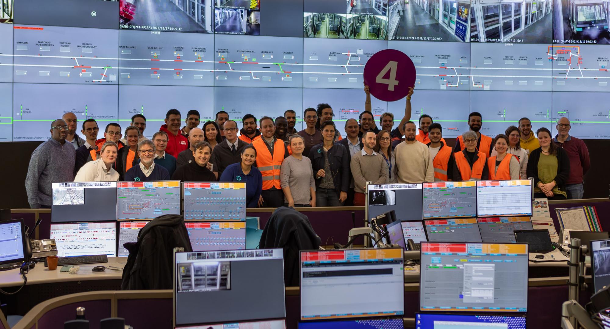 Paris Metro staff celebrate Line 4 automation