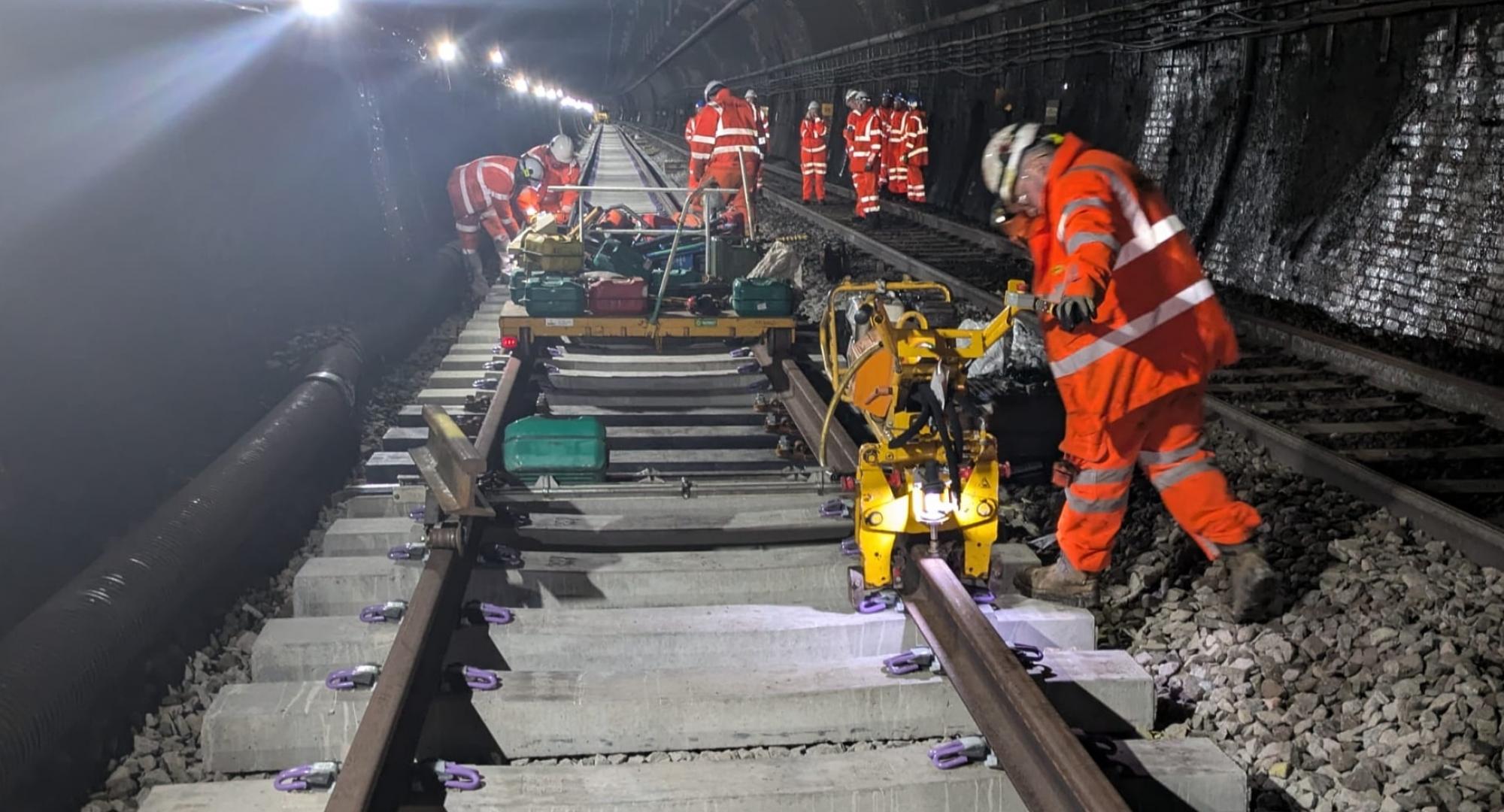 Engineers perform track renewal in Severn Tunnel