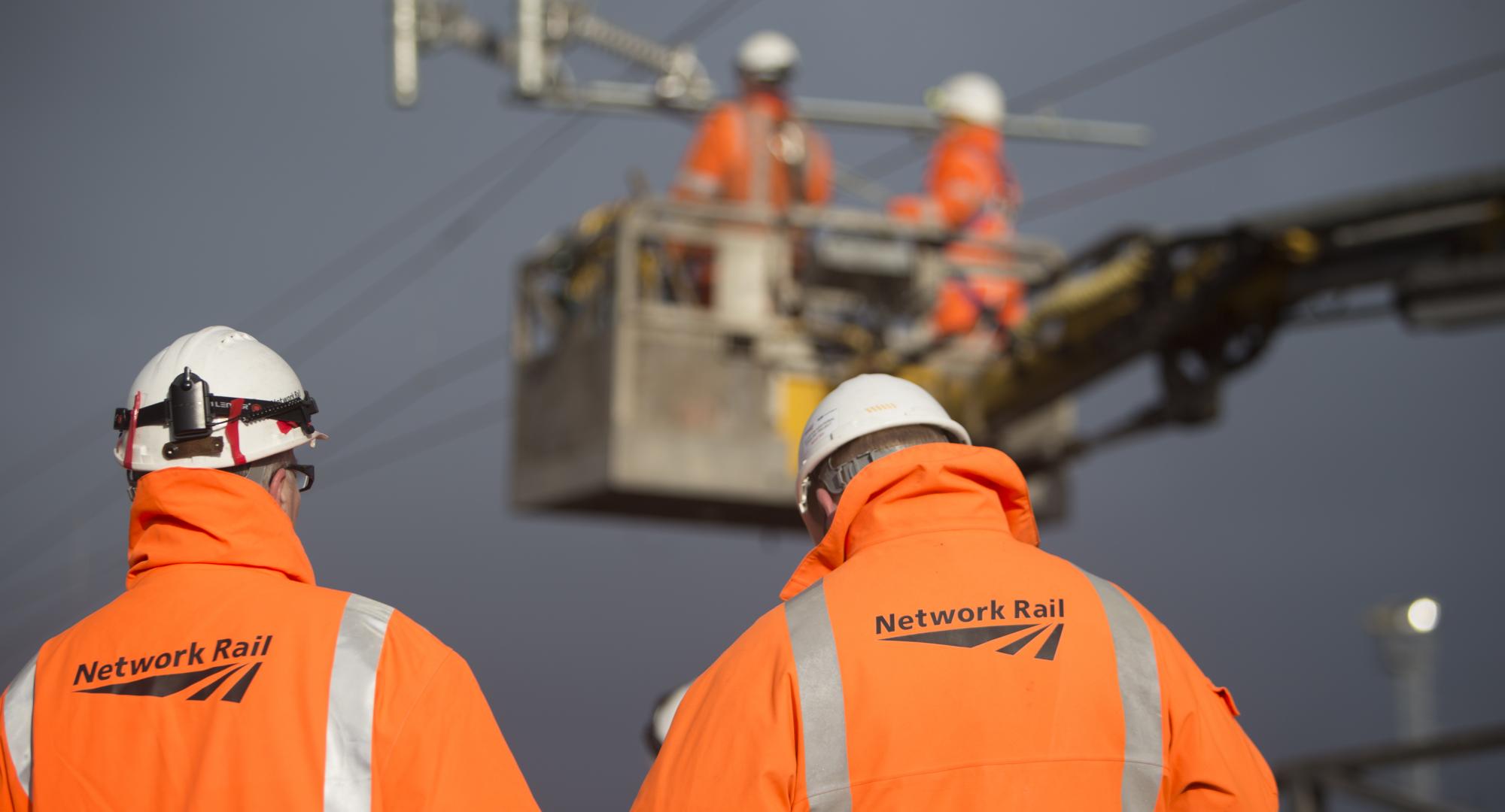 Image of two Network Rail overhead line engineers