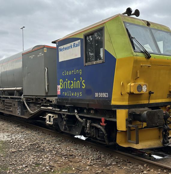 Leaf Busting Train 