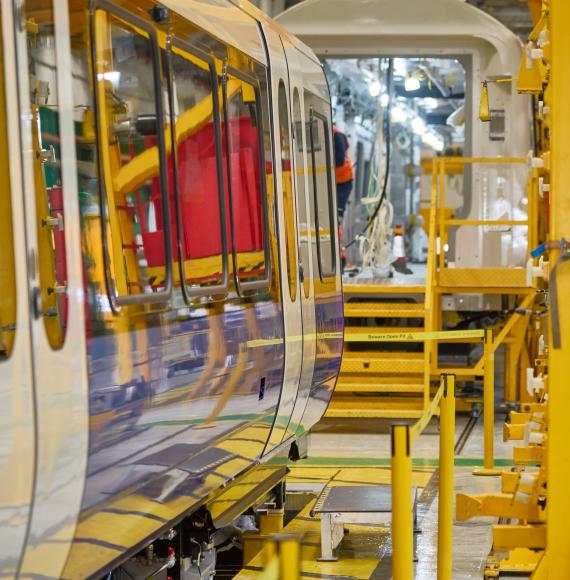 CFonstruction of Elizabeth Line Trains